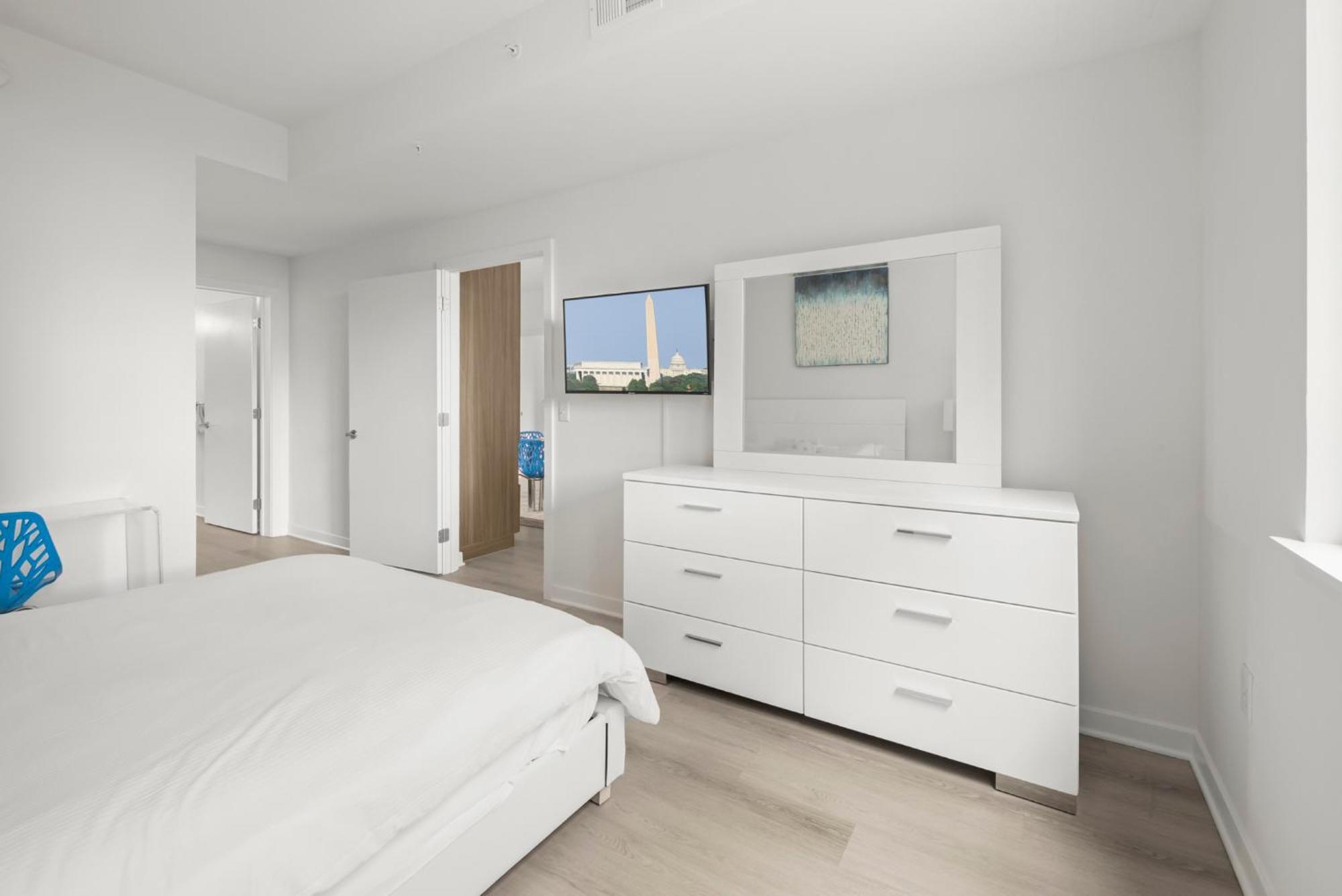 Hotel Global Luxury At Capitol Hill 4*
